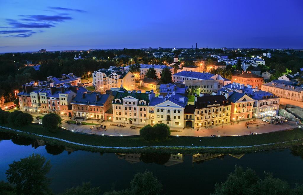 Golden Embankment Hotel Pskov Eksteriør billede